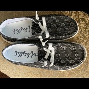 Gypsy Jazz slip-on floral sneakers